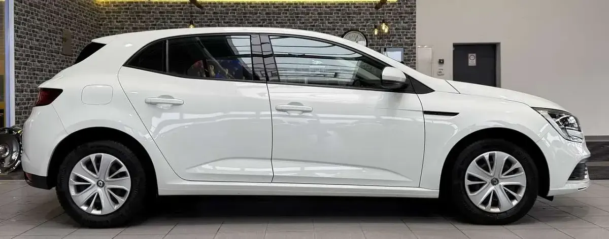 Usata Renault Mégane Life 116 CV (85 kW) 2019 Bianco Berlina