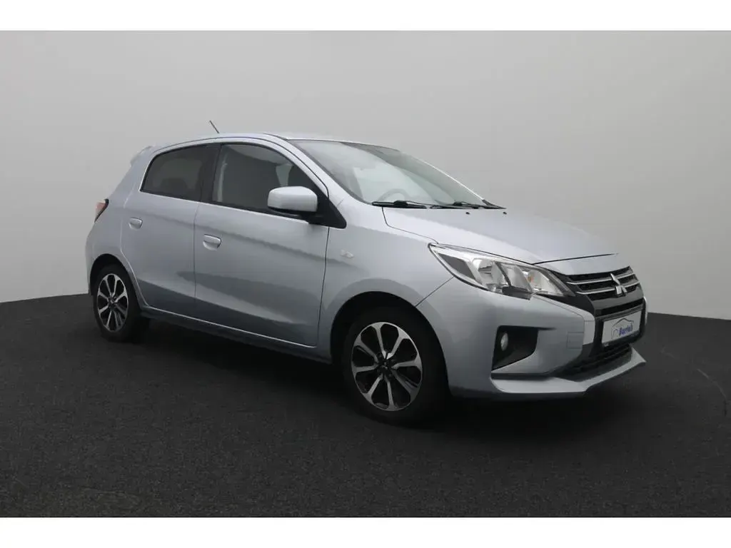 Gebraucht Mitsubishi Space Star Select+ 71 PS (52 kW) 2022 Silber Kleinwagen