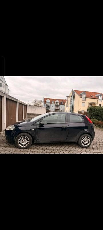 Blau Gebraucht 2010 Fiat Punto Kleinwagen | 1.950 € (Guter Preis) - Bild 1/4