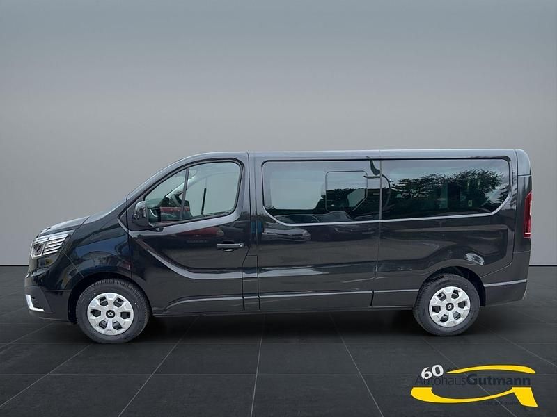 Second-hand Renault Trafic Evolution 151 CP (111 kW) 2025 Negru Monovolum