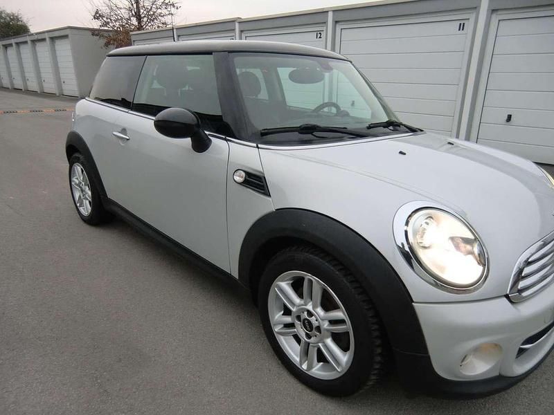 Gebraucht Mini Cooper 122 PS (89 kW) 2012 White silver metallic Kleinwagen