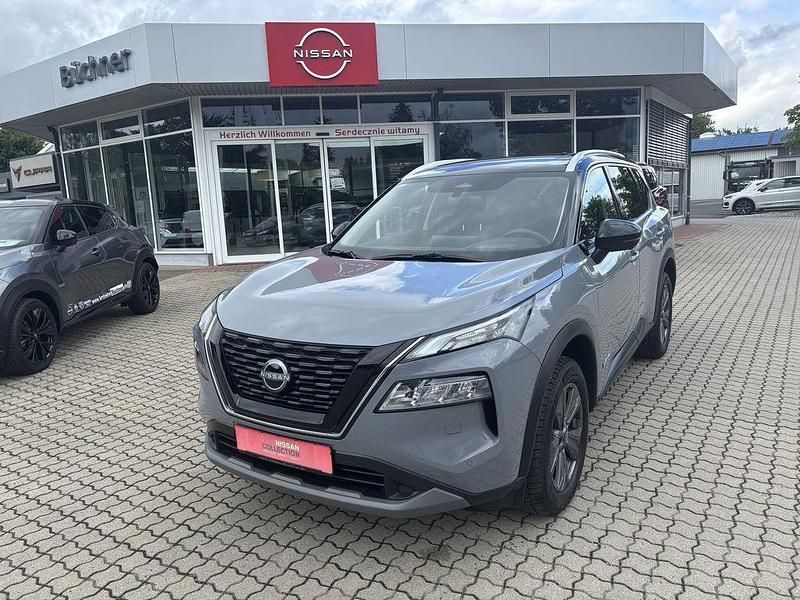 Grau Gebraucht 2024 Nissan X-Trail N-Connecta SUV | 36.990 € (Teuer) - Bild 1/4