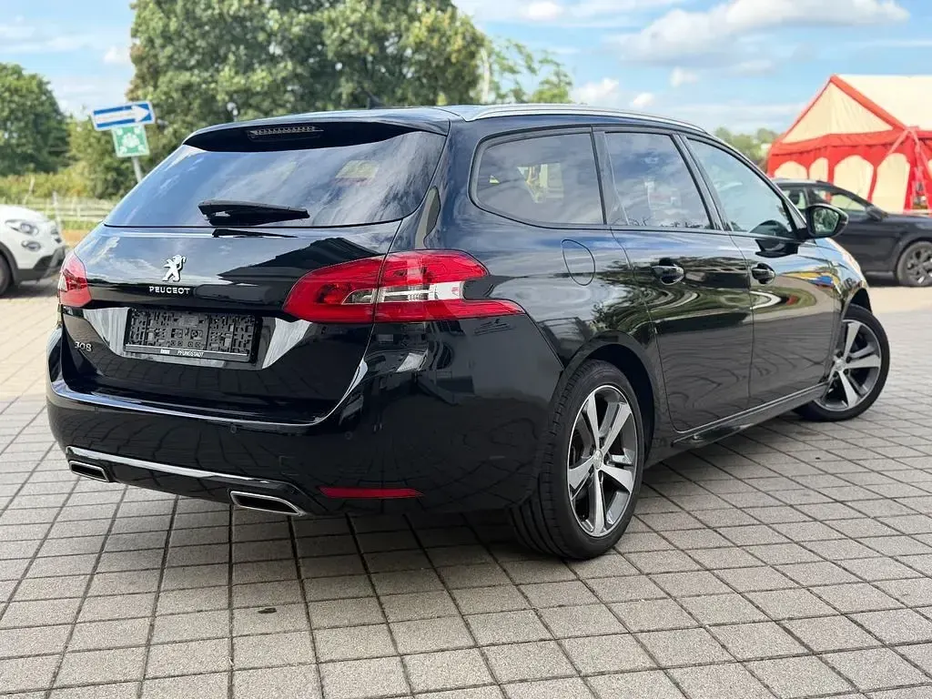 Gebraucht Peugeot 308 SW Style 131 PS (96 kW) 2017 Schwarz Kombi