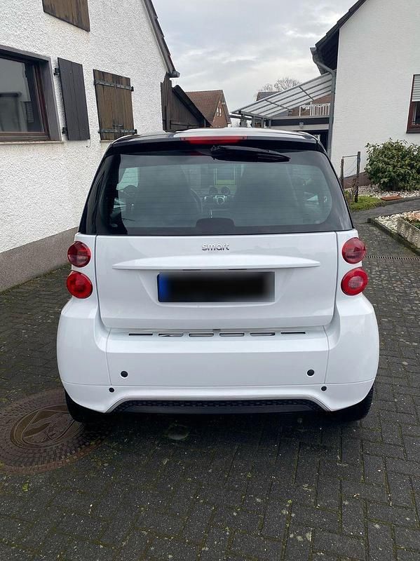 Gebraucht Smart ForTwo Coupé 84 PS (61 kW) 2013 Weiß Coupé
