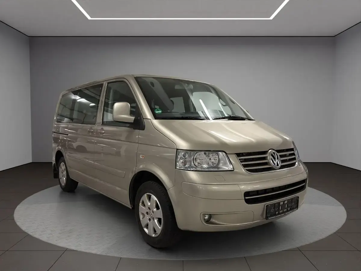 Gebraucht VW T5 131 PS (96 kW) 2009 Beige Van
