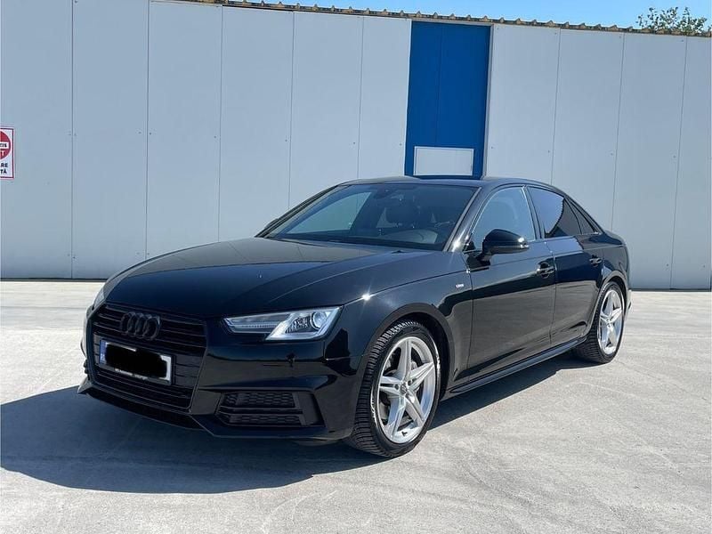 Schwarz Gebraucht 2017 Audi A4 Ambiente Limousine | 21.500 € (Teuer) - Bild 1/4
