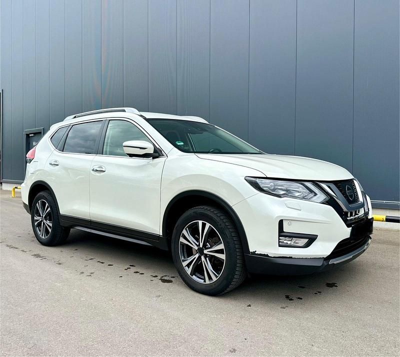 Weiß Gebraucht 2018 Nissan X-Trail SUV | 14.500 € (Fairer Preis) - Bild 1/4