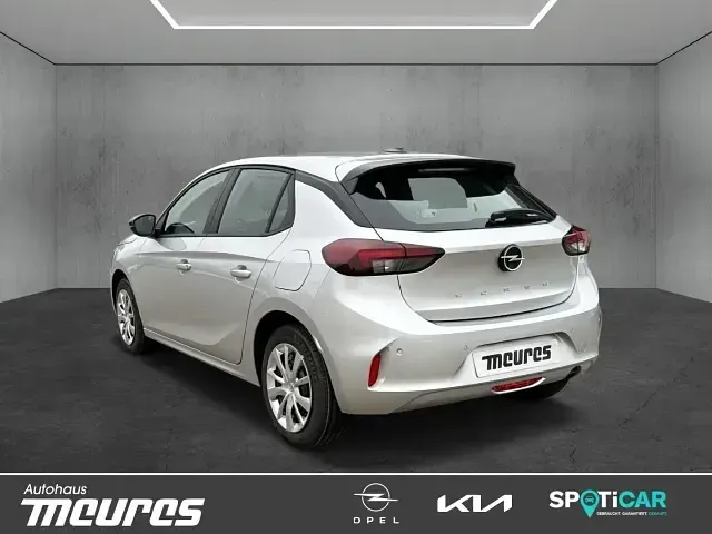 Usata Opel Corsa 75 CV (55 kW) 2024 Argento Utilitaria
