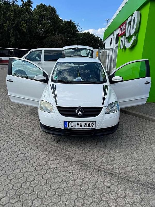 Gebraucht 2010 VW Fox Style Kleinwagen | 2.000 € (Fairer Preis) - Bild 1/4