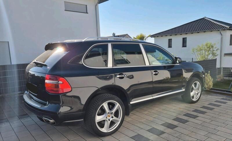 Schwarz Gebraucht 2009 Porsche Cayenne SUV | 12.500 € (Etwas zu teuer) - Bild 1/4