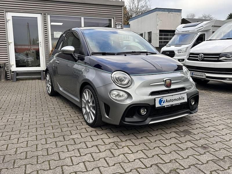 Gebraucht Abarth 695 Rivale 175th Anniversary 179 PS (131 kW) 2018 Colore esterno (blu riva 682b Kleinwagen