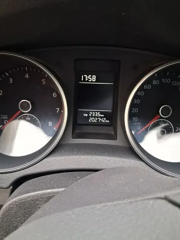 Second-hand VW Golf VI Comfortline 80 CP (58 kW) 2011 Negru Hatchback