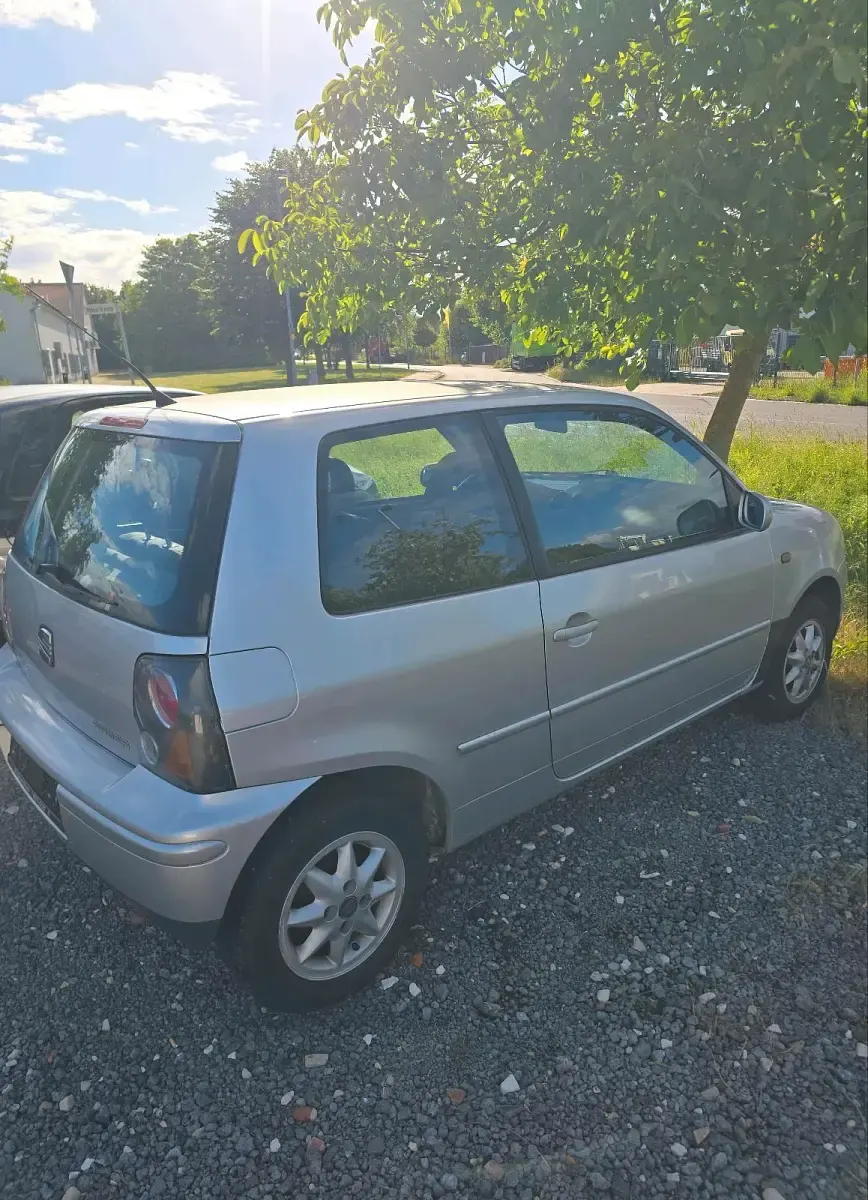 Gebraucht Seat Arosa 60 PS (44 kW) 2001 Silber Kleinwagen