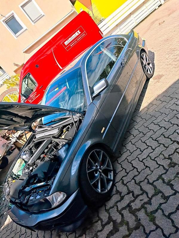 Gebraucht BMW 328 193 PS (141 kW) 1999 Silber Coupé