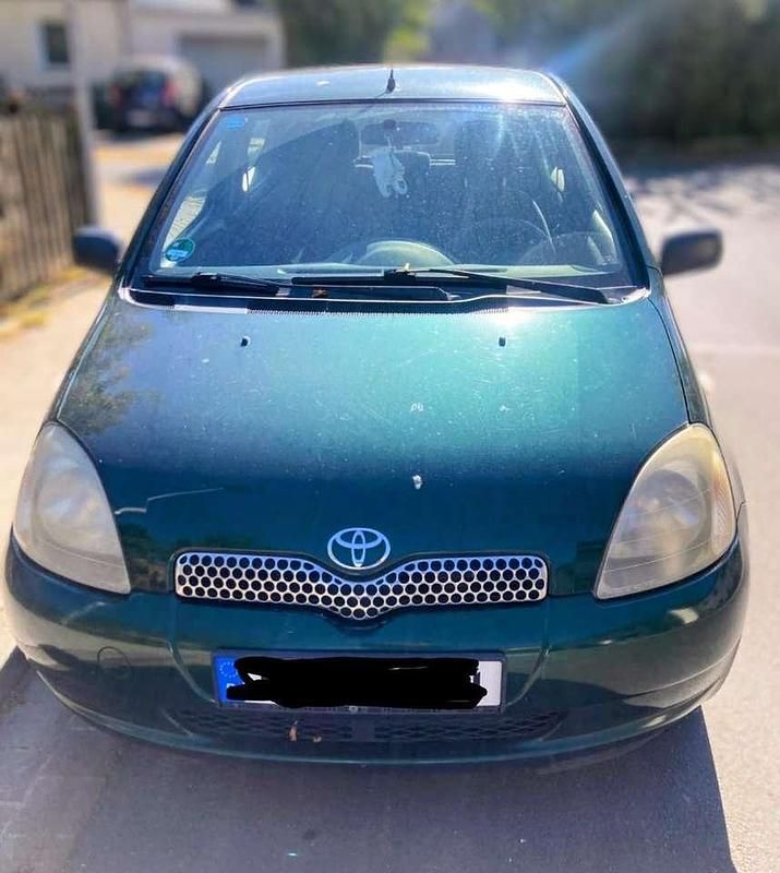 Gebraucht 2001 Toyota Yaris Limousine | 1.560 € (Fairer Preis) - Bild 1/4