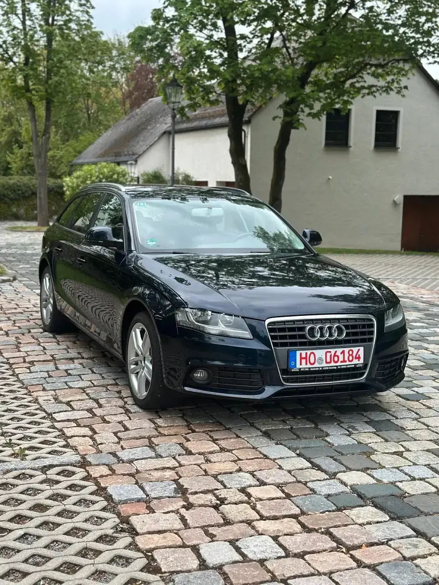 Gebraucht Audi A4 160 PS (117 kW) 2009 Blau Kombi