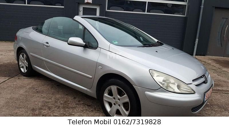 Grau Gebraucht 2003 Peugeot 307 CC Cabrio | 999 € (Guter Preis) - Bild 1/4