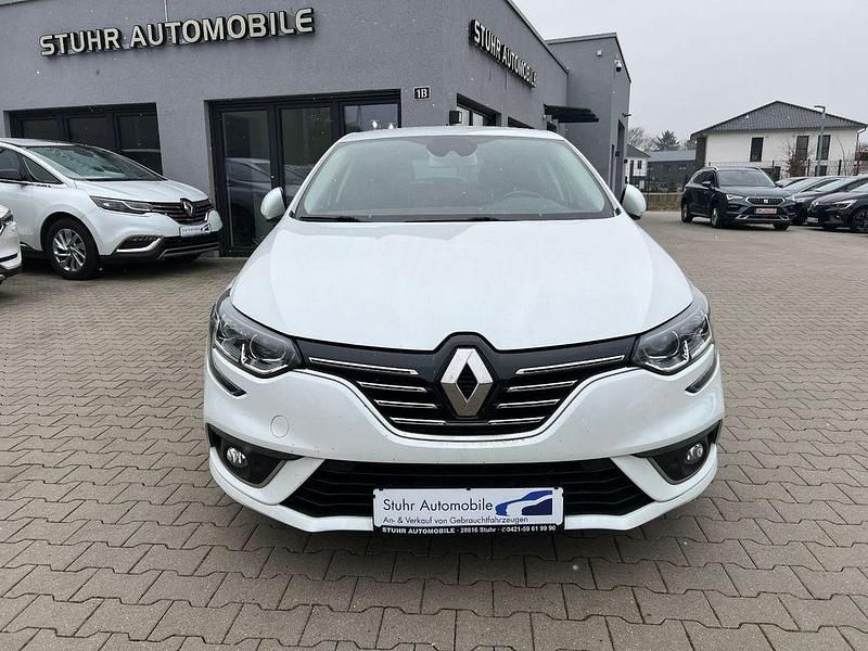 Gebraucht Renault Mégane IV Bose Edition 159 PS (116 kW) 2019 Weiß Limousine
