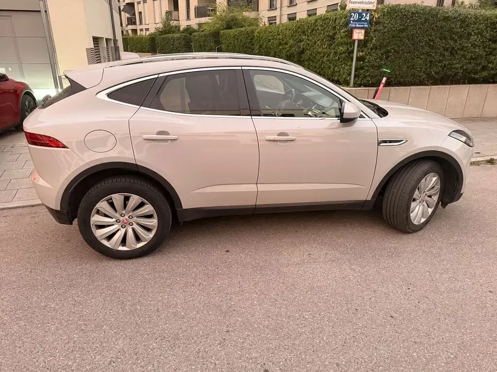 Gebraucht Jaguar E-Pace 249 PS (183 kW) 2018 Grau SUV