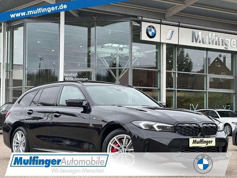 Black sapphire Gebraucht 2025 BMW 340 Kombi | 56.490 € (Guter Preis) - Bild 1/4