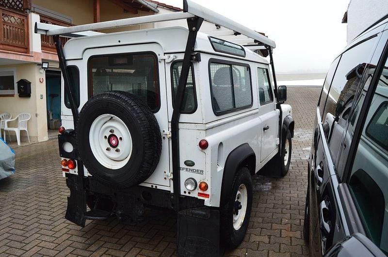 Gebraucht Land Rover Defender 122 PS (89 kW) 2014 Weiß SUV