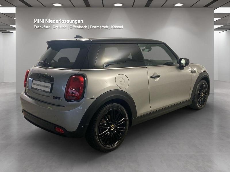 Gebraucht Mini Cooper SE 135 kW (184 PS) 2023 Grau Kleinwagen