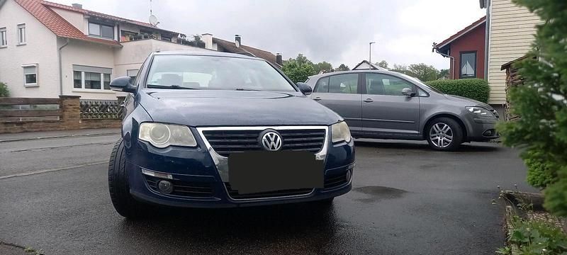 Blau Gebraucht 2007 VW Passat Comfortline Kombi | 2.699 € (Fairer Preis) - Bild 1/4