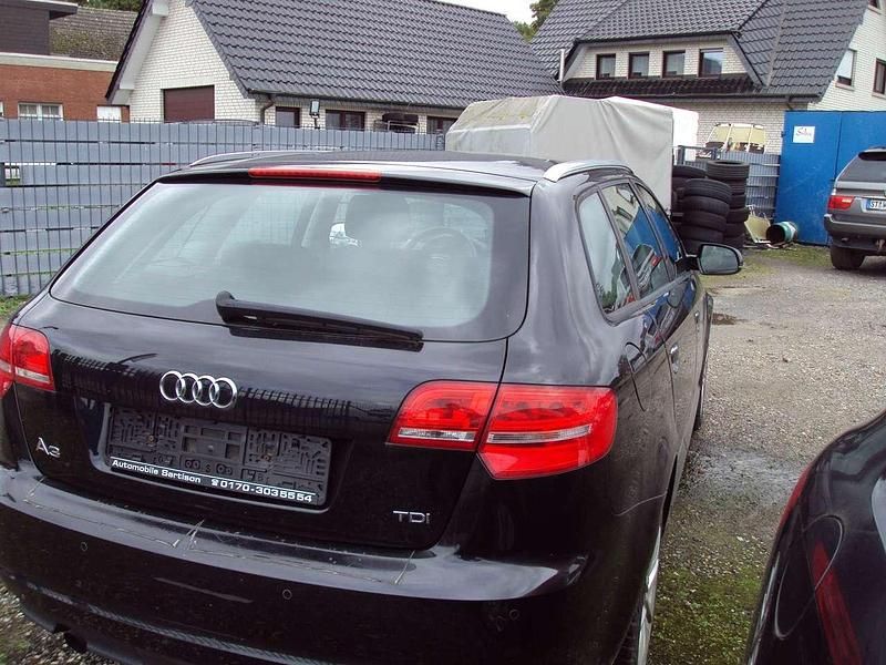 Gebraucht Audi A3 Ambiente 140 PS (102 kW) 2012 Schwarz Kombi