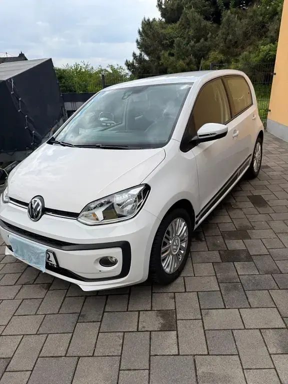 Second-hand VW up! move up! 60 CP (44 kW) 2019 Alb Hatchback