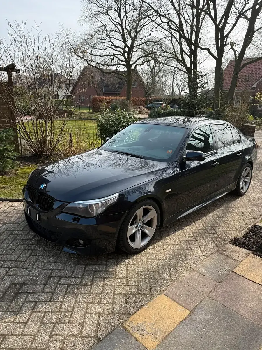 Gebraucht BMW 530 236 PS (173 kW) 2005 Schwarz Limousine