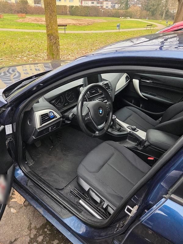 Gebraucht BMW 114 95 PS (69 kW) 2014 Blau Kleinwagen