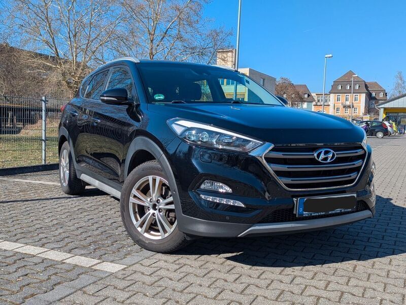 Schwarz Gebraucht 2018 Hyundai Tucson Premium SUV | 16.900 € (Superpreis) - Bild 1/4