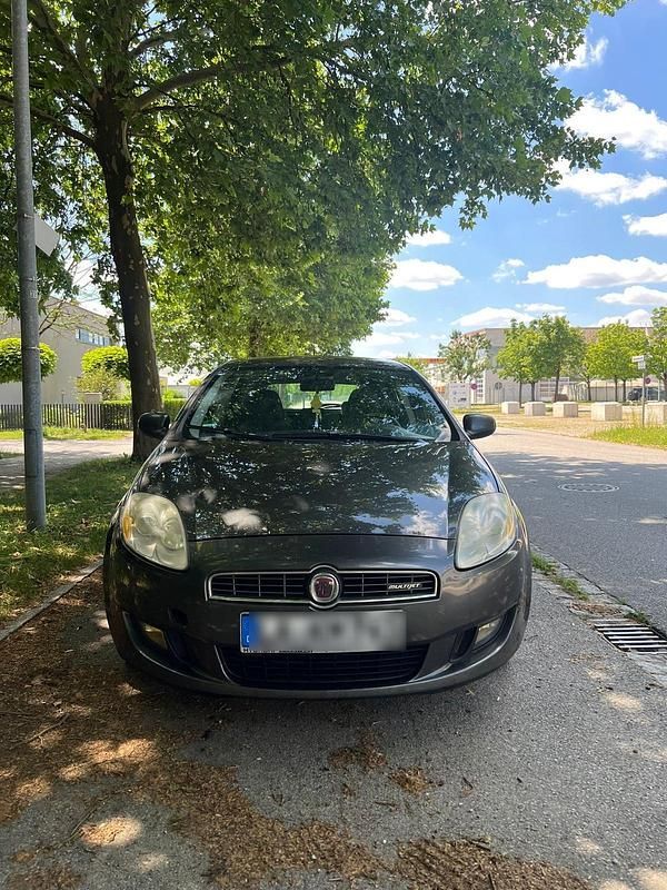 Grau Gebraucht 2007 Fiat Bravo Kleinwagen | 870 € (Guter Preis) - Bild 1/4