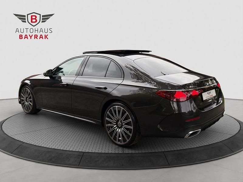 Gebraucht Mercedes E450 AMG 367 PS (269 kW) 2025 Schwarz Limousine