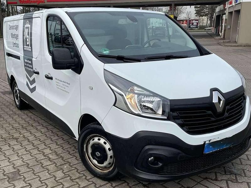 Weiß Gebraucht 2020 Renault Trafic Basis Van / Kleinbus | 9.500 € - Bild 1/4