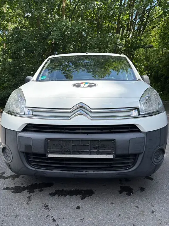 Gebraucht Citroën e-Berlingo 90 PS (66 kW) 2014 Weiß Limousine