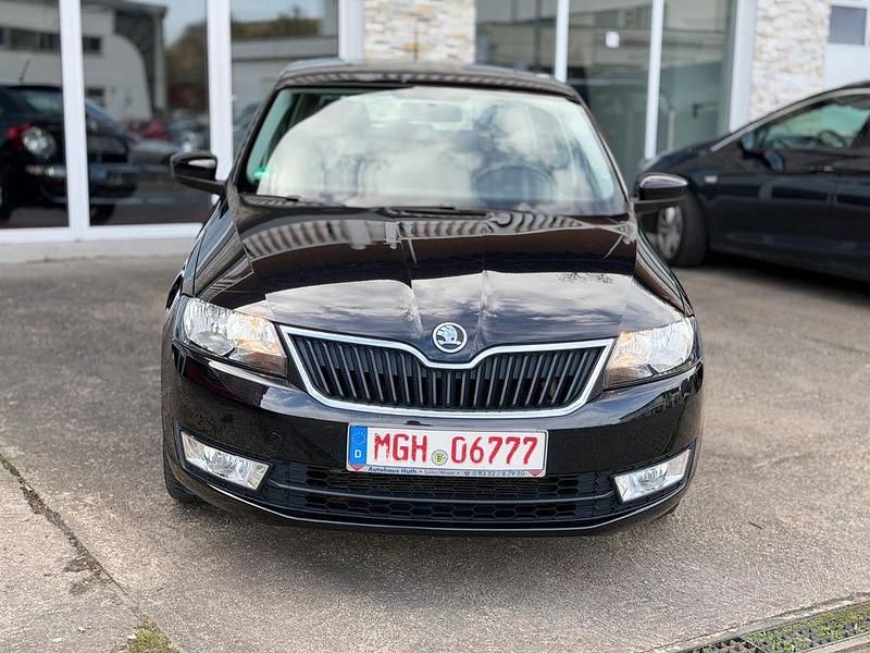 Gebraucht Skoda Rapid Ambition 86 PS (63 kW) 2014 Schwarz Kleinwagen