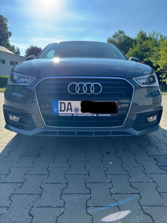 Grau Gebraucht 2015 Audi A1 S-Line Kleinwagen | 12.250 € (Etwas zu teuer) - Bild 1/4
