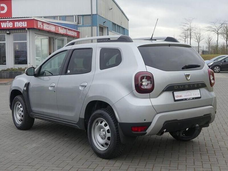 Gebraucht Dacia Duster Comfort 131 PS (96 kW) 2019 Silber SUV