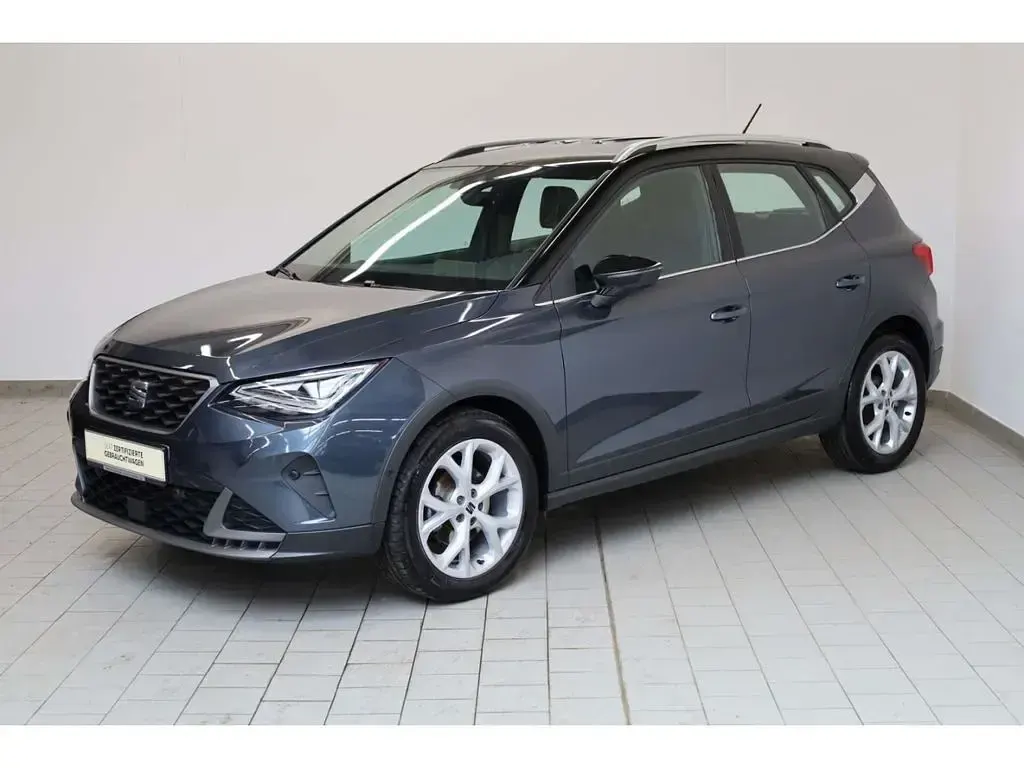 Gebraucht Seat Arona FR 150 PS (110 kW) 2023 Grau SUV
