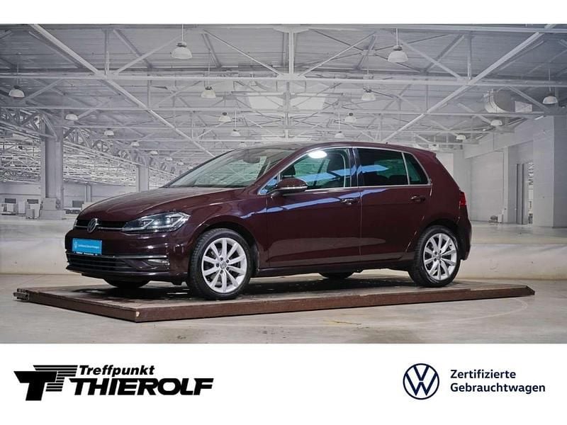 Black rubin Gebraucht 2017 VW Golf VII Highline Limousine | 14.580 € (Guter Preis) - Bild 1/4