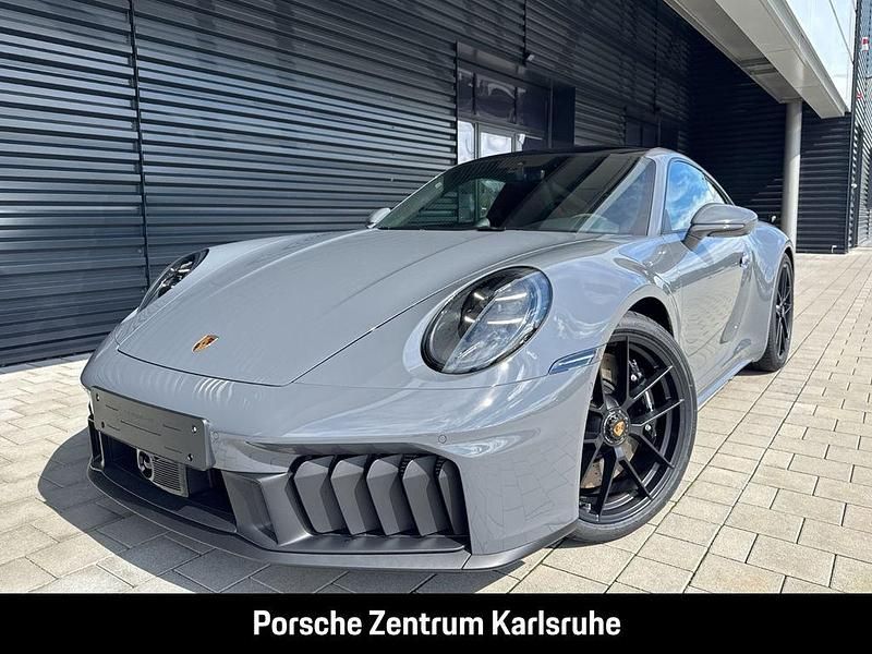 Schiefergrau neo Neu 2025 Porsche 911 Carrera 4 GTS Coupé | 218.704 € (Fairer Preis) - Bild 1/4
