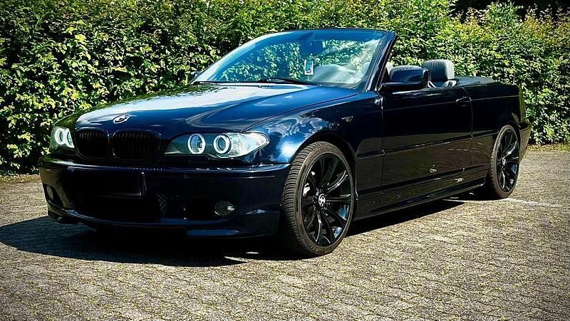 Blau Gebraucht 2006 BMW 320 Cabriolet M Sport Cabrio | 9.990 € (Fairer Preis) - Bild 1/4