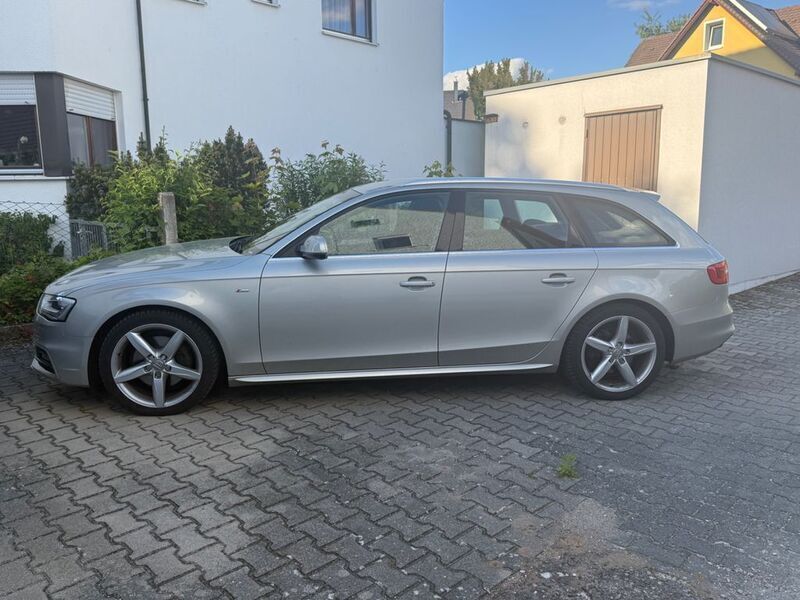 Schwarz Gebraucht 2015 Audi A4 Allroad S-Line Kombi | 15.200 € (Fairer Preis) - Bild 1/4