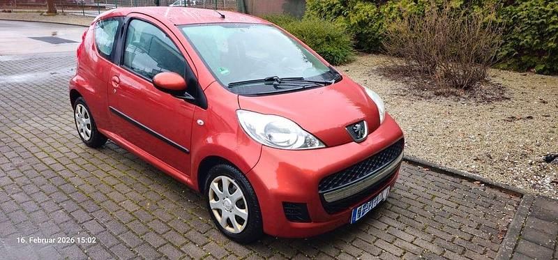 Gebraucht Peugeot 107 Filou 68 PS (50 kW) 2009 Rot Kleinwagen