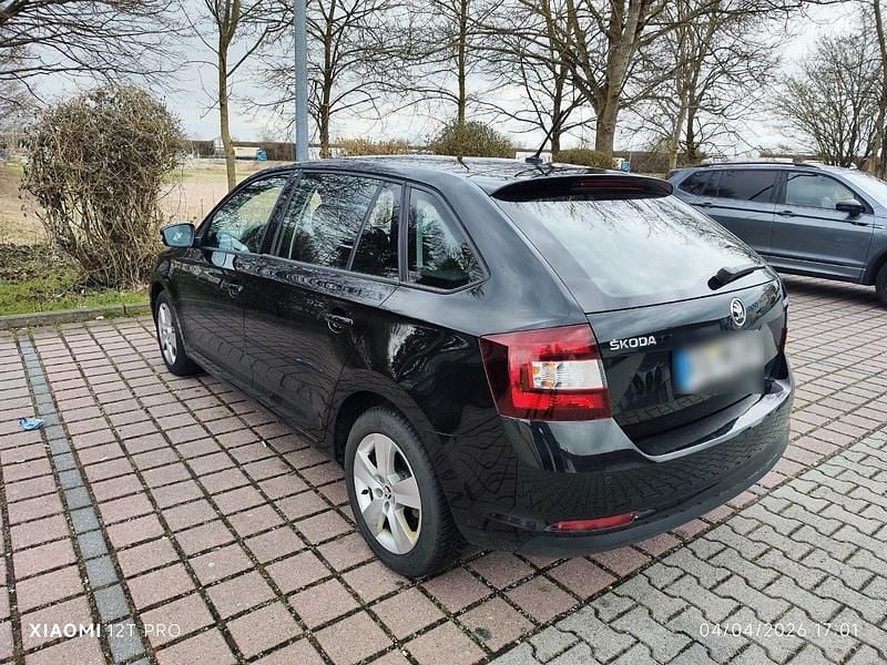 Second-hand Skoda Rapid Ambition 95 CP (69 kW) 2017 Negru Hatchback