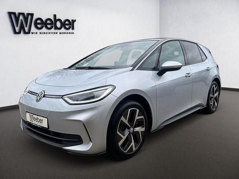 Gebraucht VW ID.3 Pro 150 kW (204 PS) 2023 Scale silver (metallic) Kleinwagen