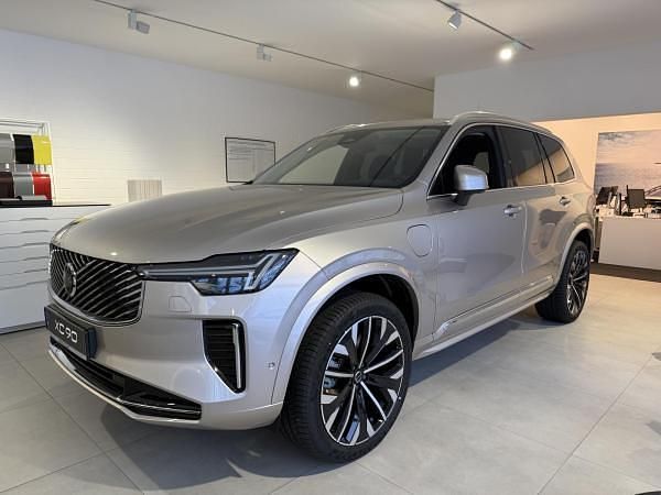 Beige (bright dusk metallic) Neu 2026 Volvo XC90 Plus SUV | 79.990 € (Superpreis) - Bild 1/4