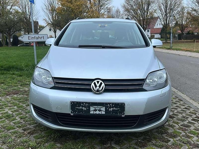 Reflexsilber metallic Gebraucht 2009 VW Golf Plus Cross Comfortline Van / Kleinbus | 3.999 € (Guter Preis) - Bild 1/4