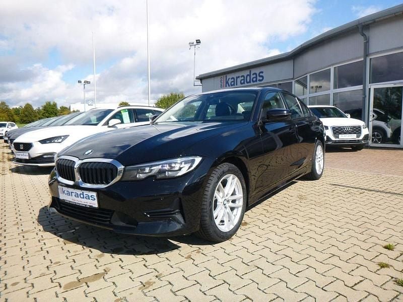 Gebraucht BMW 320 184 PS (135 kW) 2020 Schwarz Limousine
